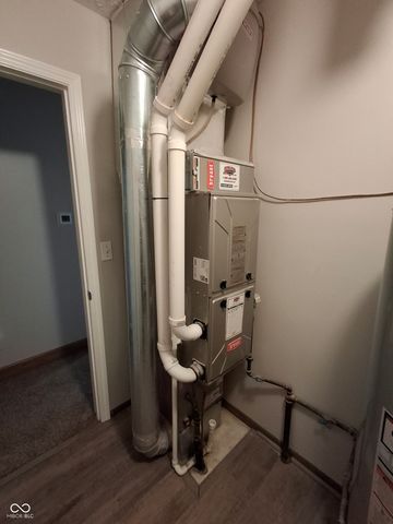 739 E 125 S, Williamsport, IN 47993