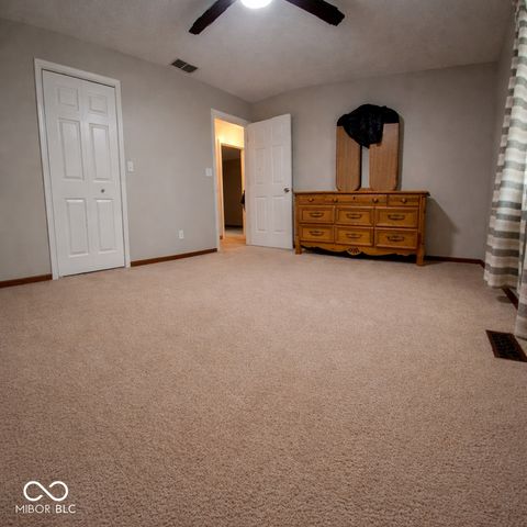 739 E 125 S, Williamsport, IN 47993