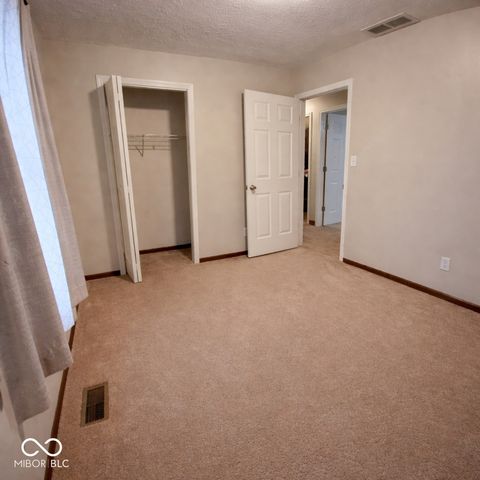 739 E 125 S, Williamsport, IN 47993