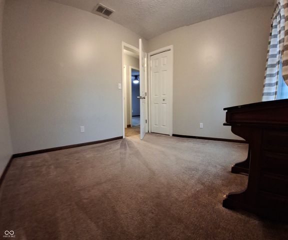 739 E 125 S, Williamsport, IN 47993