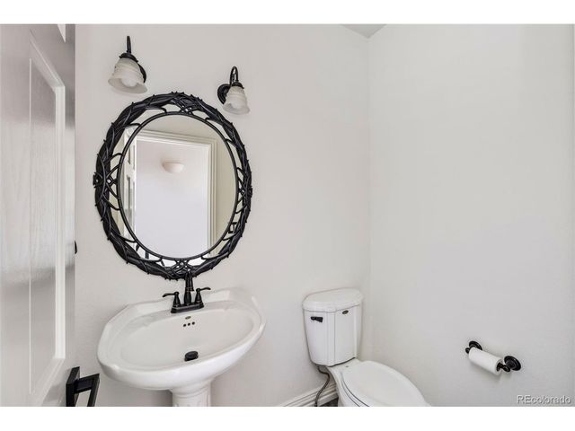 61 Blue Heron Dr, Thornton, CO 80241