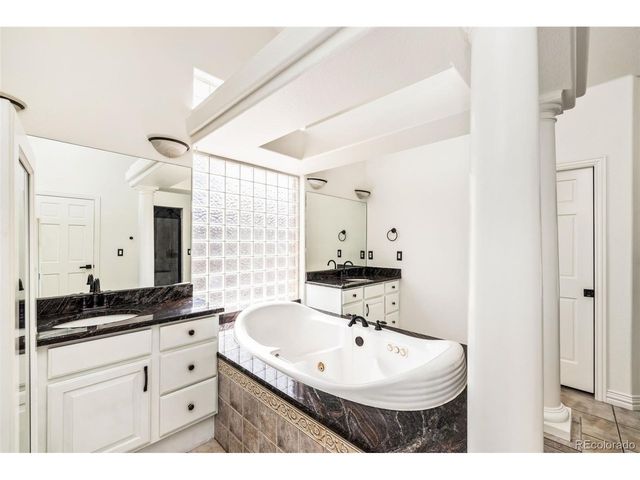 61 Blue Heron Dr, Thornton, CO 80241