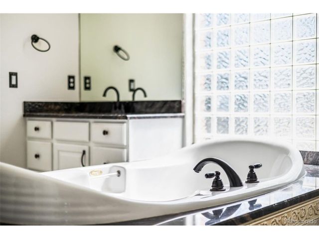61 Blue Heron Dr, Thornton, CO 80241
