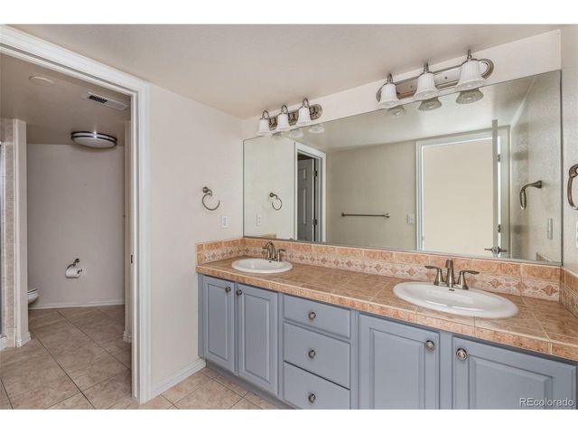 61 Blue Heron Dr, Thornton, CO 80241