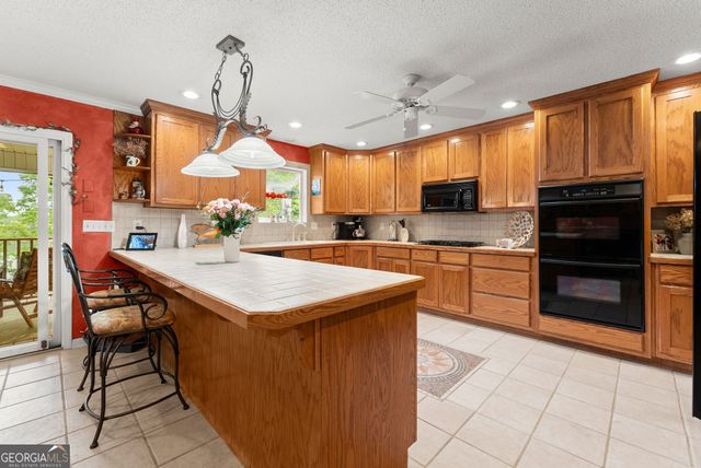 2740 Northlake Road, Gainesville, GA 30506