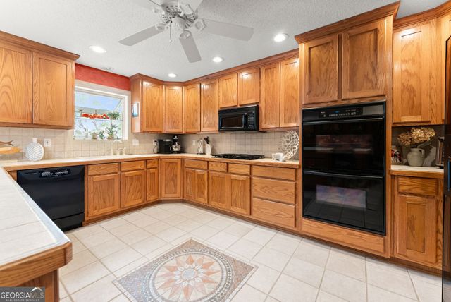 2740 Northlake Road, Gainesville, GA 30506