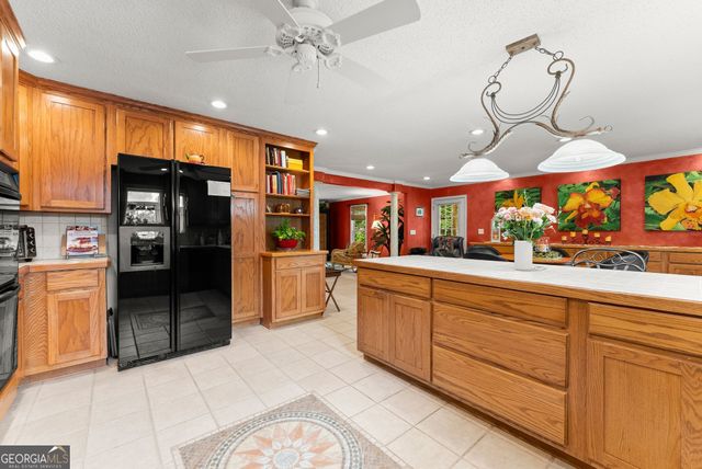 2740 Northlake Road, Gainesville, GA 30506
