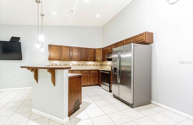 3345 CRYSTAL COURT E H, Palm Harbor, FL 34685