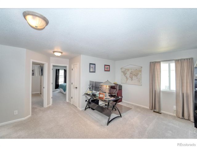 984 Glenarbor Circle, Longmont, CO 80504