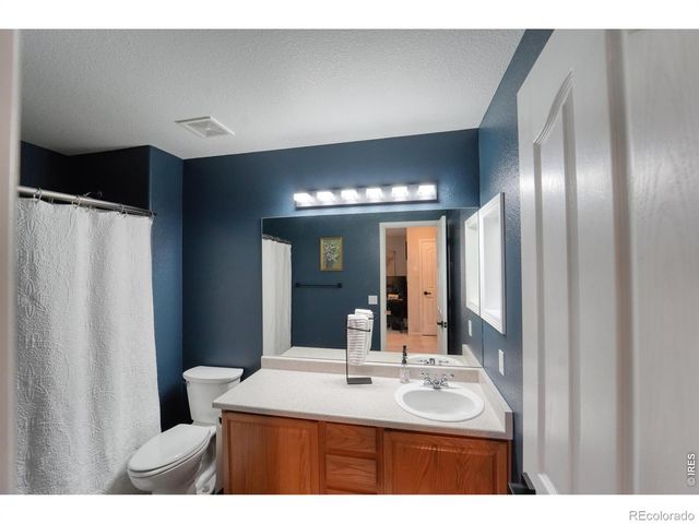 984 Glenarbor Circle, Longmont, CO 80504