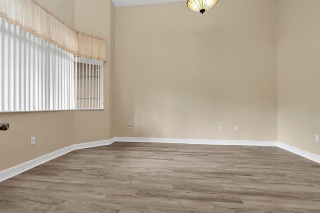 16102 Emerald Estates Drive 108, Weston, FL 33331