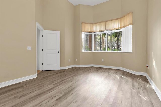 16102 Emerald Estates Drive 108, Weston, FL 33331