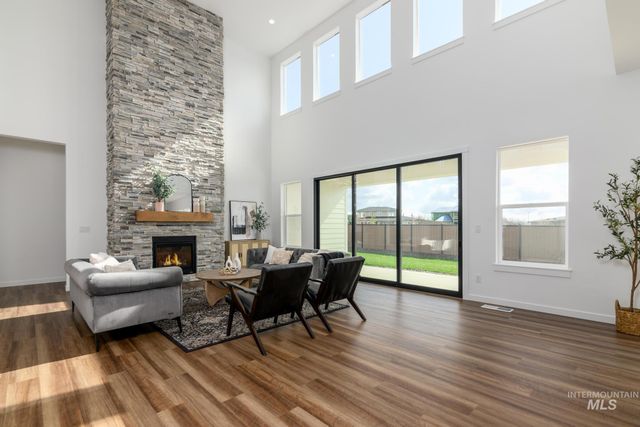 3726 N San Carlos Way, Star, ID 83669