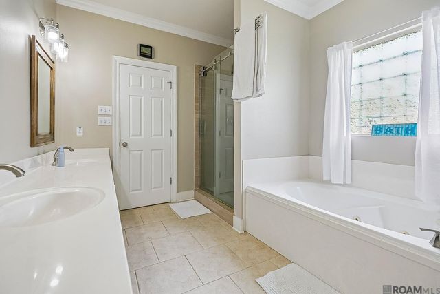 11440 River Highlands Drive, St Amant, LA 70774