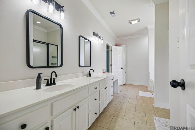 11440 River Highlands Drive, St Amant, LA 70774