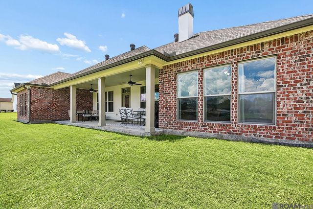 11440 River Highlands Drive, St Amant, LA 70774