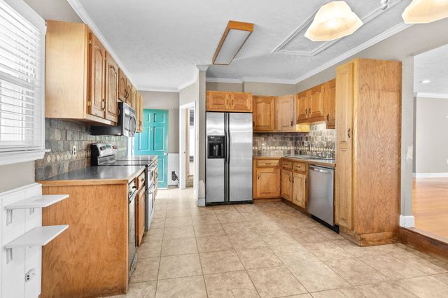 722 1st Ave. N, Surfside Beach, SC 29575