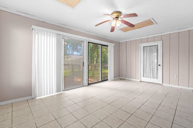 722 1st Ave. N, Surfside Beach, SC 29575