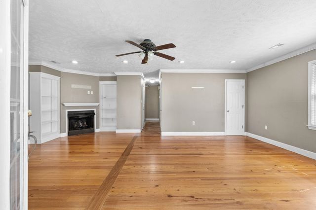 722 1st Ave. N, Surfside Beach, SC 29575
