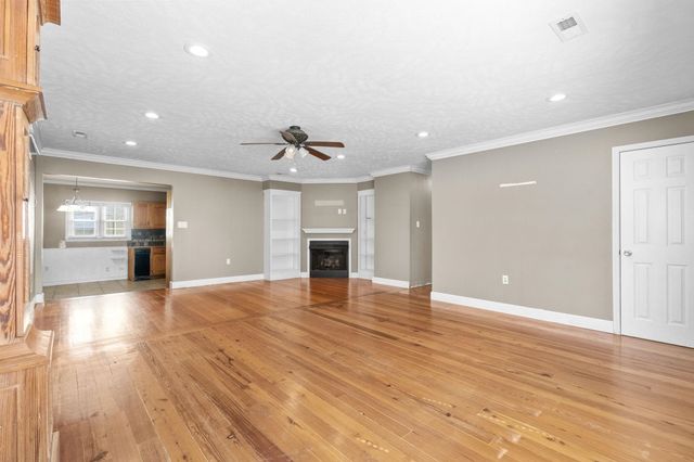 722 1st Ave. N, Surfside Beach, SC 29575