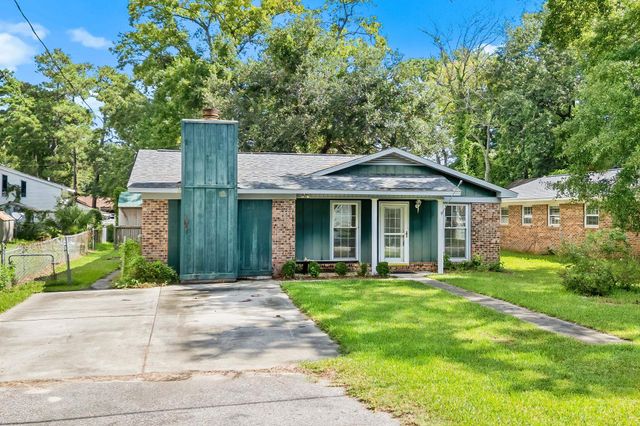 722 1st Ave. N, Surfside Beach, SC 29575