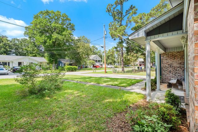 722 1st Ave. N, Surfside Beach, SC 29575