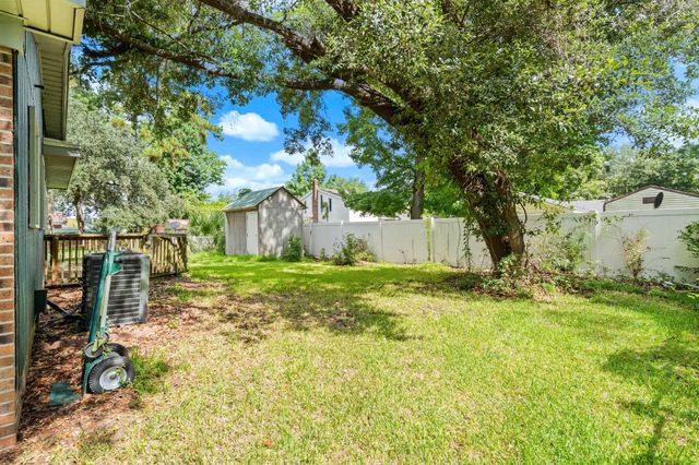 722 1st Ave. N, Surfside Beach, SC 29575