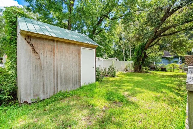 722 1st Ave. N, Surfside Beach, SC 29575
