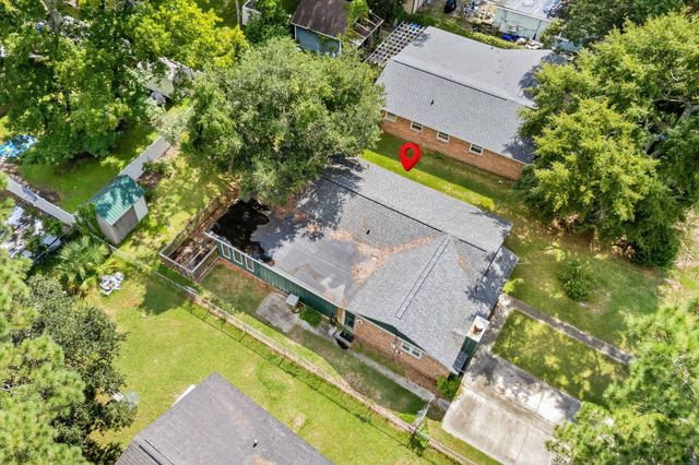 722 1st Ave. N, Surfside Beach, SC 29575