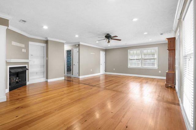 722 1st Ave. N, Surfside Beach, SC 29575