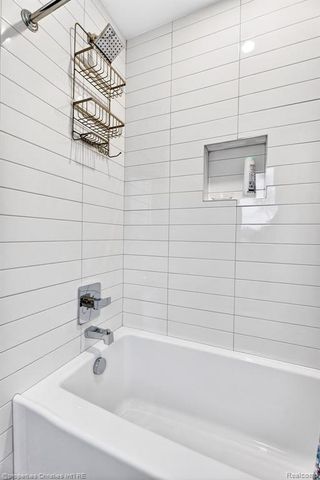 2647 Dorchester Road, Birmingham, MI 48009