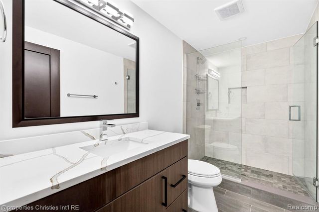 2647 Dorchester Road, Birmingham, MI 48009