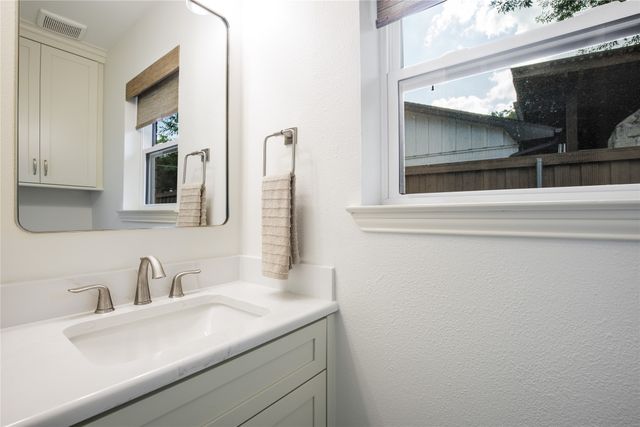 1318 Seminole Drive, Richardson, TX 75080