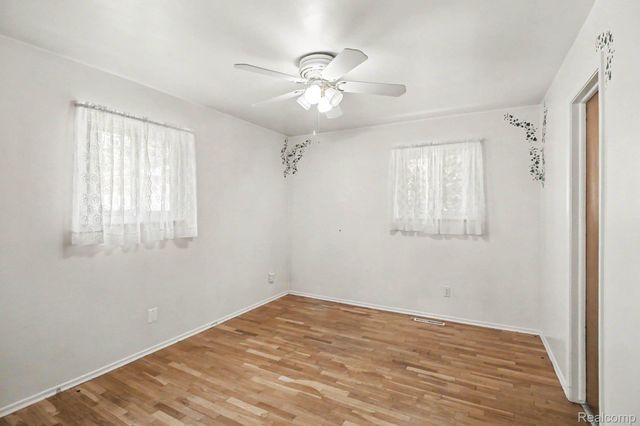 1254 W Grand Blanc Road W, Mundy Township, MI 48439