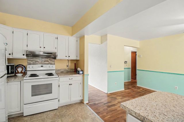 1254 W Grand Blanc Road W, Mundy Township, MI 48439