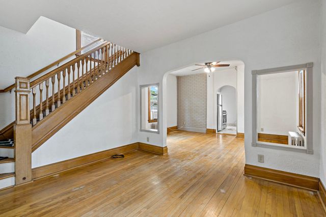 996 Charles Avenue, Saint Paul, MN 55104