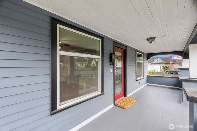 702 W Marcy Avenue, Montesano, WA 98563