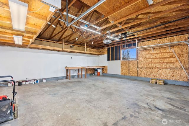 702 W Marcy Avenue, Montesano, WA 98563