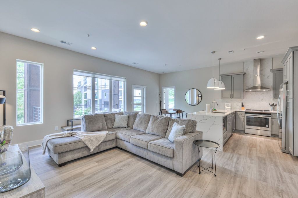 119 Mason Ave Unit 201, Nashville, TN 37203