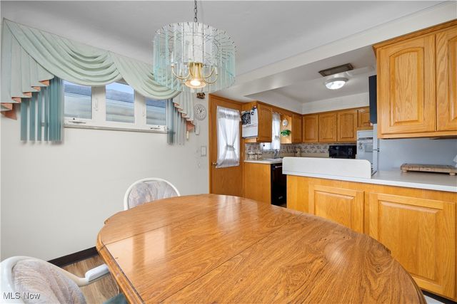 6108 Pearl Road, Parma Heights, OH 44130