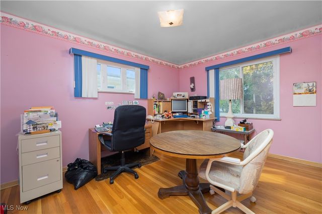 6108 Pearl Road, Parma Heights, OH 44130