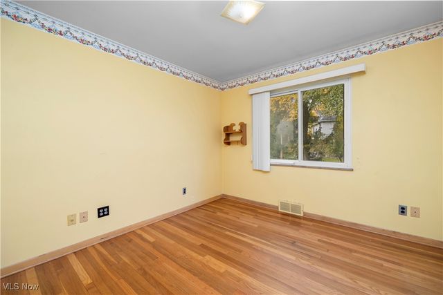 6108 Pearl Road, Parma Heights, OH 44130