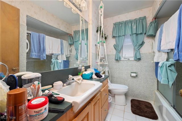 6108 Pearl Road, Parma Heights, OH 44130