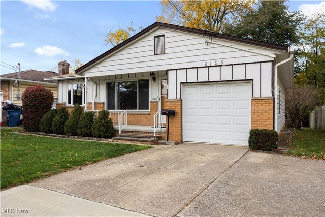 6108 Pearl Road, Parma Heights, OH 44130