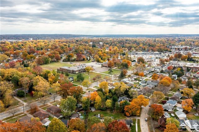 6108 Pearl Road, Parma Heights, OH 44130