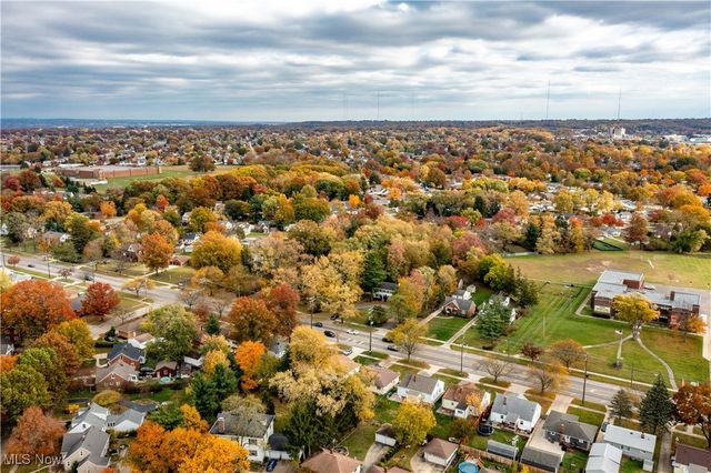 6108 Pearl Road, Parma Heights, OH 44130