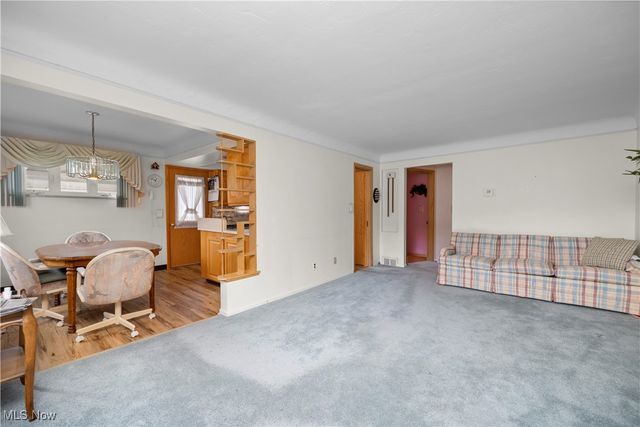 6108 Pearl Road, Parma Heights, OH 44130