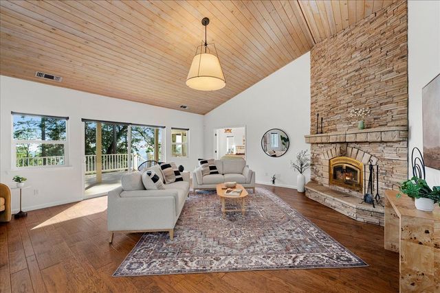 19647 Eagle Ridge Rd, Foresthill, CA 95631