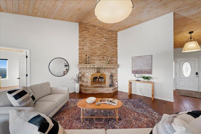 19647 Eagle Ridge Rd, Foresthill, CA 95631