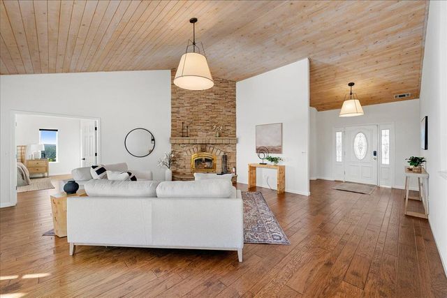 19647 Eagle Ridge Rd, Foresthill, CA 95631